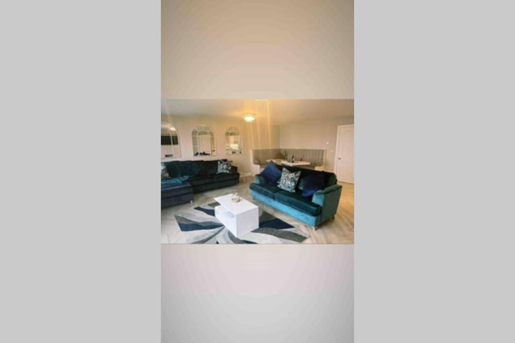 Luxurious Beach Front Apartment In Portrush Exteriér fotografie