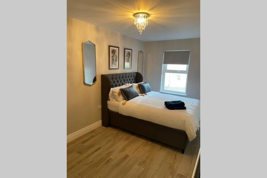 Luxurious Beach Front Apartment In Portrush Exteriér fotografie