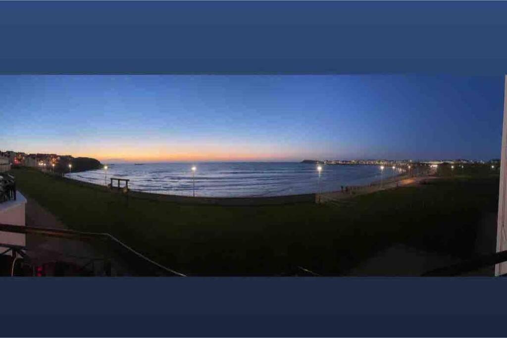 Luxurious Beach Front Apartment In Portrush Exteriér fotografie